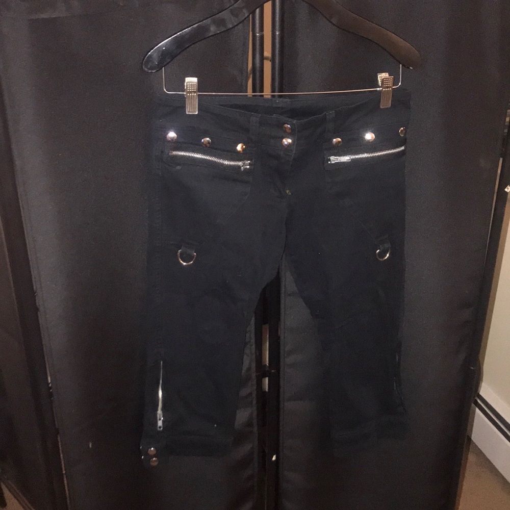 Black crop jeans with silver hardware